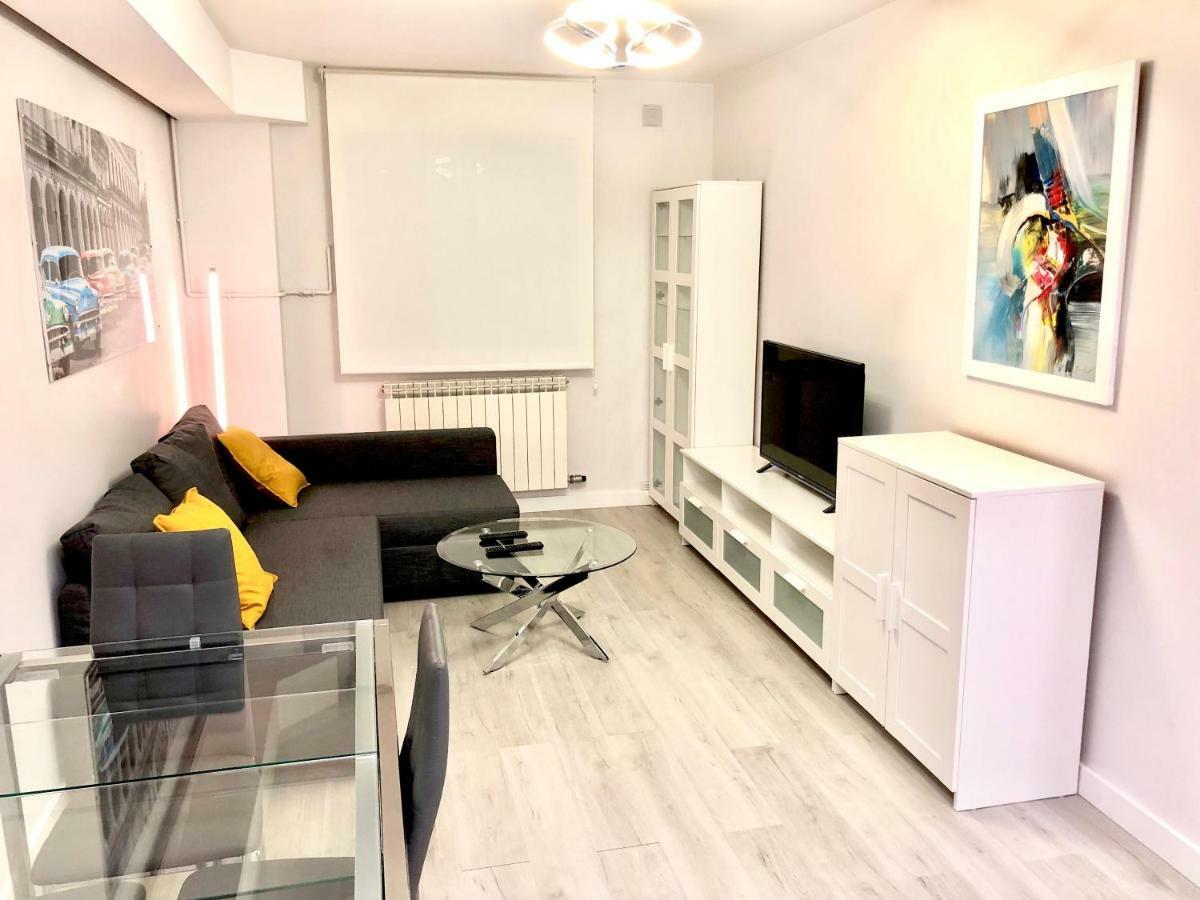 W W W Goyahospitales Es Bajo B Apartment Leon Exterior photo